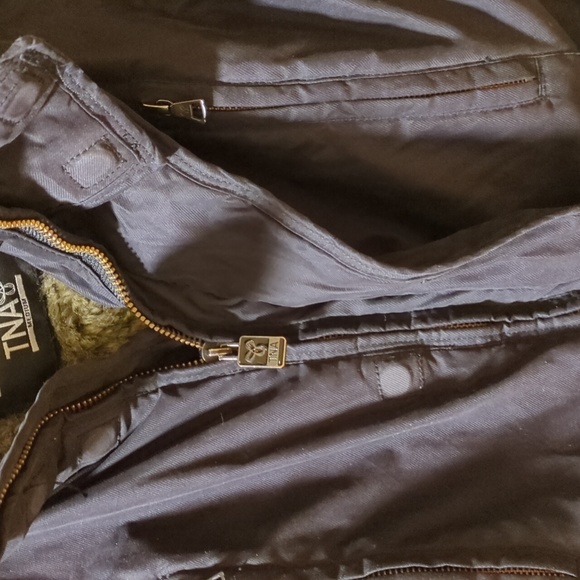 ❄️TNA | Aritzia Women's Faux Fur Winter Jacket - Picture 4 of 7